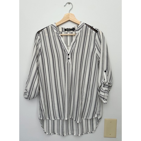 Cure Black and White Print Pullover Blouse Top - Picture 1 of 4